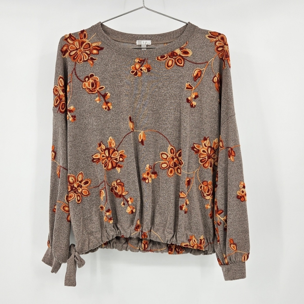 1775 Embroidered Long Sleeve Top Medium